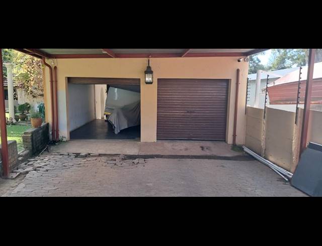 4 BEDROOM HOUSE FOR SALE IN SILVERFIELDS PARK
